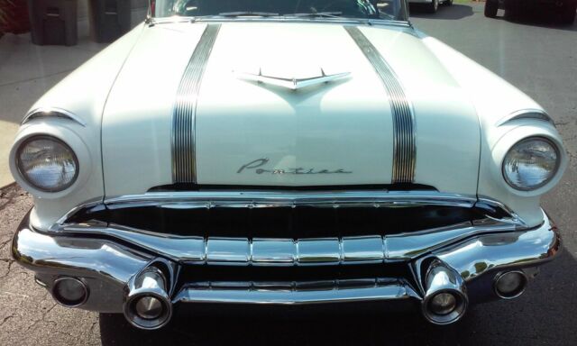 Pontiac Chieftain 1956 image number 14