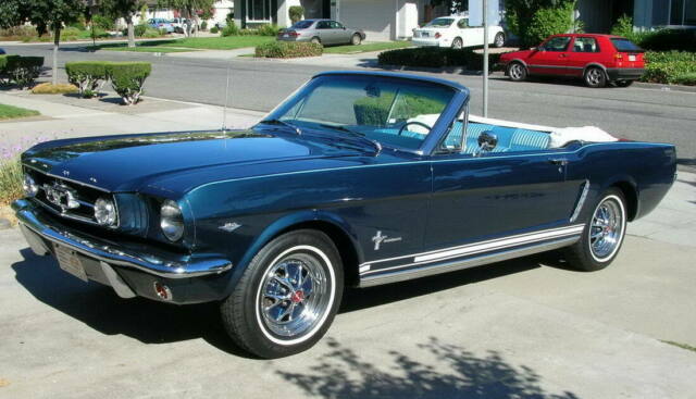 Ford Mustang 1966 image number 12