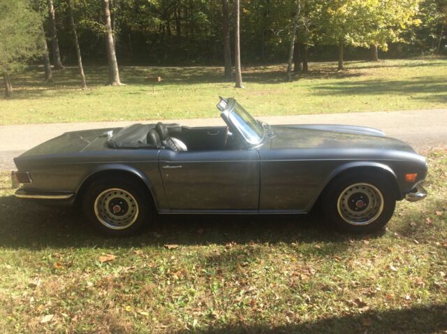 Triumph TR-6 1970 image number 21