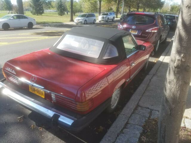 Mercedes-Benz SL-Class 1978 image number 17