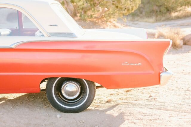 Mercury Comet 1961 image number 1