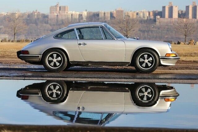 Porsche 911 1973 image number 22