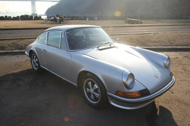 Porsche 911 1973 image number 4