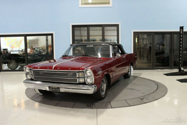 Ford Galaxie 1966 image number 0