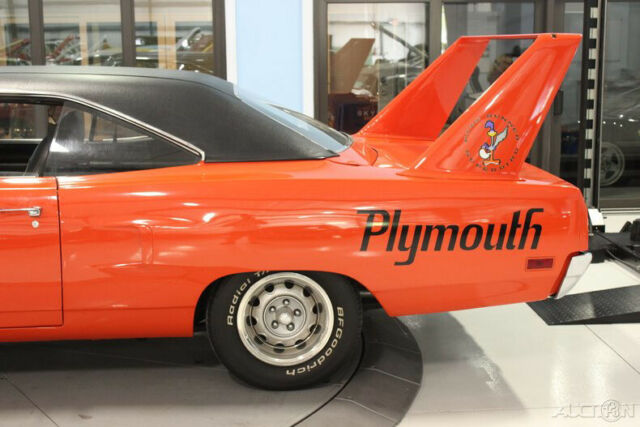 Plymouth Road Runner 1970 image number 16