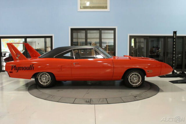 Plymouth Road Runner 1970 image number 29