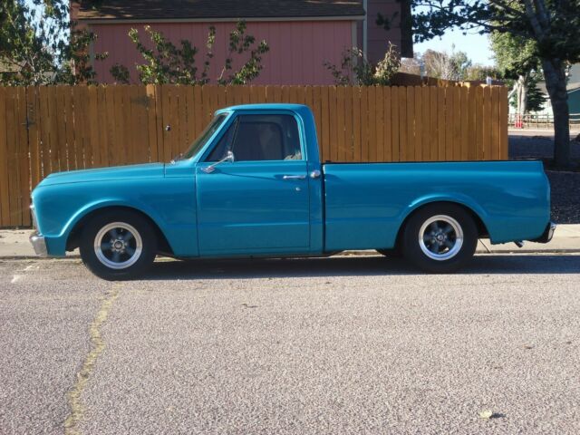 Chevrolet C-10 1967 image number 1