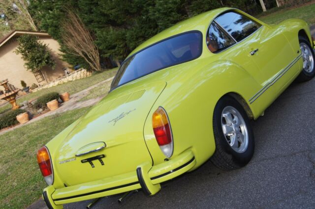 Volkswagen Karmann Ghia 1974 image number 11