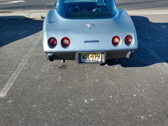 Chevrolet Corvette 1978 image number 13