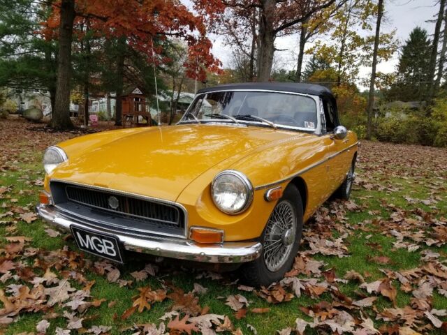 MG MGB 1972 image number 0