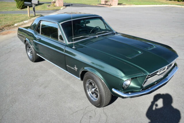 Ford Mustang 1967 image number 29