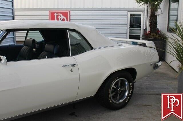 Pontiac Firebird 1969 image number 12