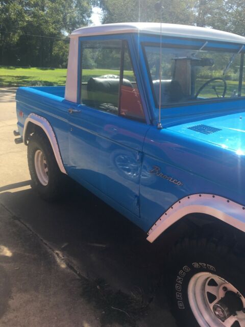 Ford Bronco 1968 image number 22