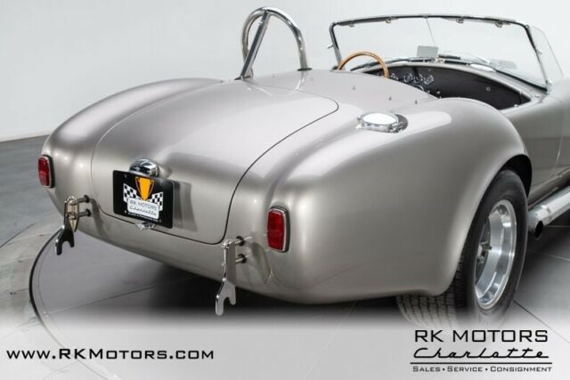 Superformance Shelby Cobra 1965 image number 23