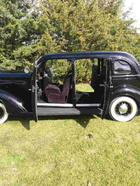 Plymouth P2 Deluxe 1936 image number 2