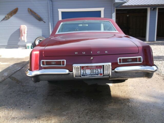 Buick Riviera 1963 image number 13