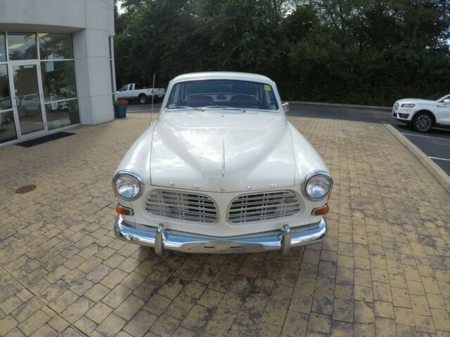 Volvo 122S 1968 image number 1