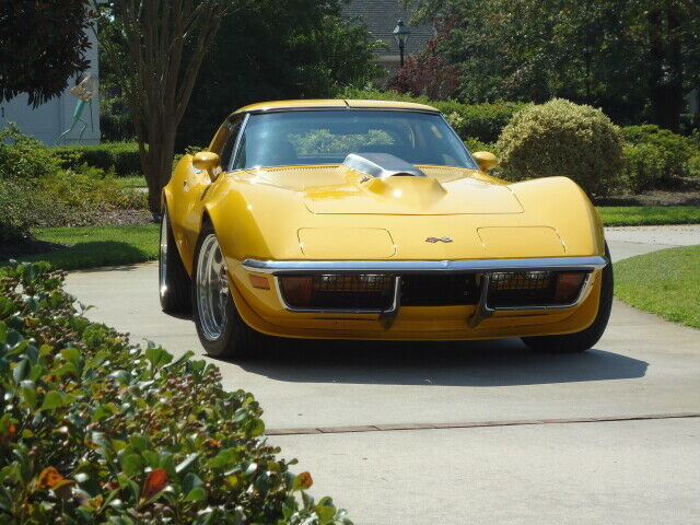 Chevrolet Corvette 1972 image number 0