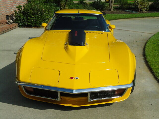 Chevrolet Corvette 1972 image number 26