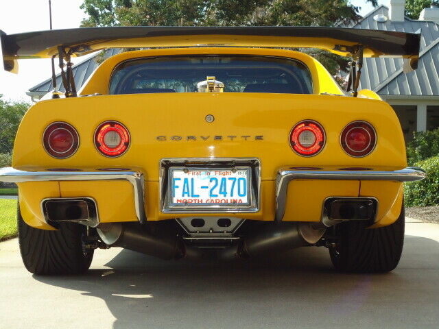 Chevrolet Corvette 1972 image number 28