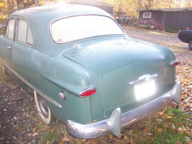 Ford Custom 1949 image number 17