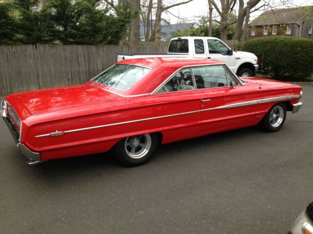 Ford Galaxie 1964 image number 10