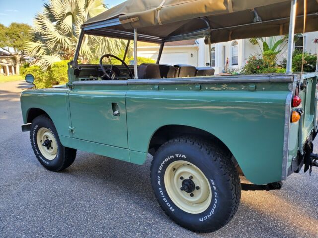 Land Rover Defender 1965 image number 13