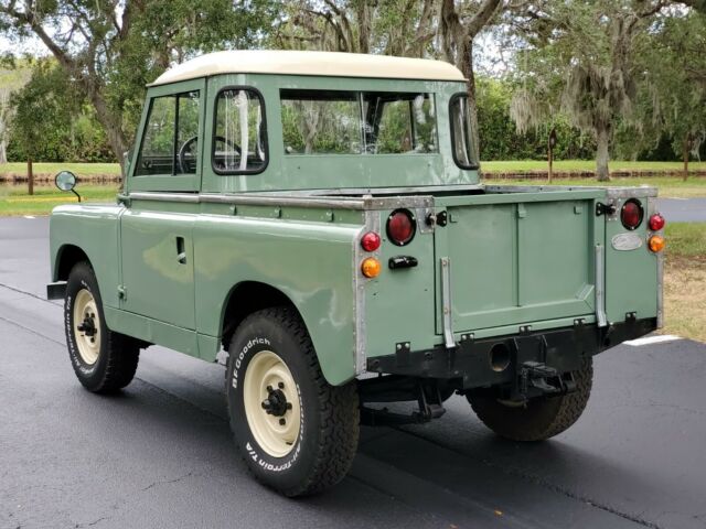 Land Rover Defender 1965 image number 21