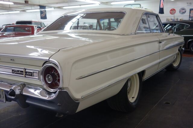 Ford Galaxie 1964 image number 33