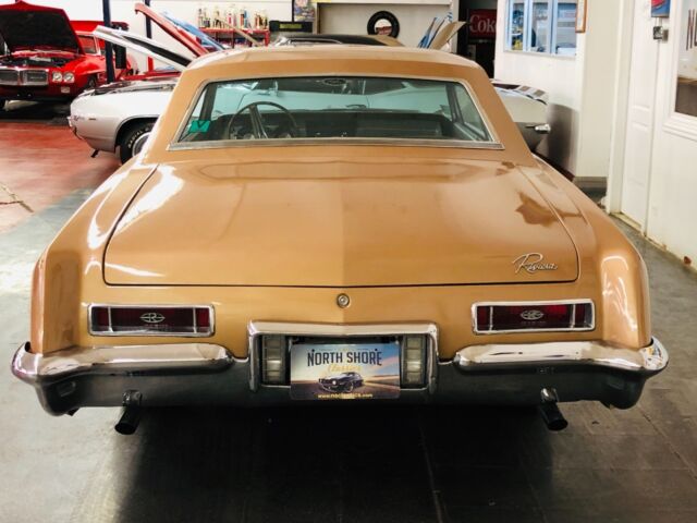 Buick Riviera 1964 image number 9