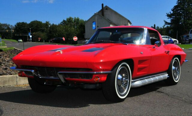 Chevrolet Corvette 1963 image number 27