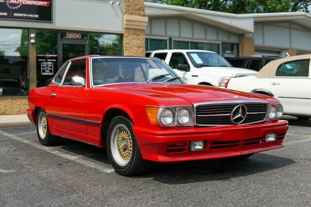 Mercedes-Benz SL-Class 1973 image number 26