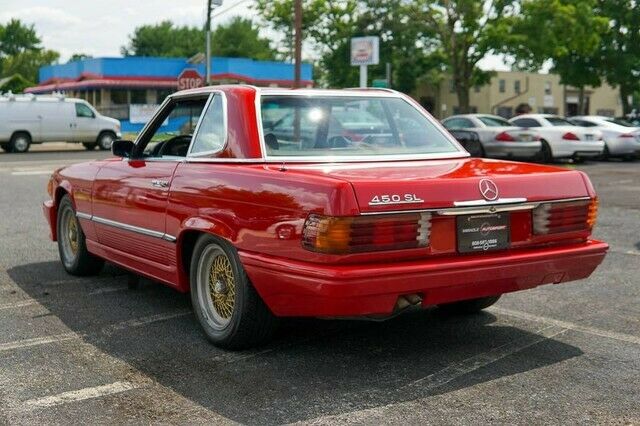 Mercedes-Benz SL-Class 1973 image number 29