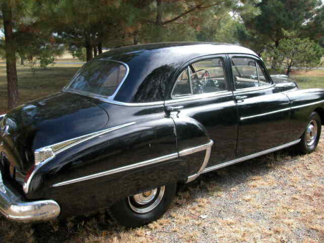 Oldsmobile Eighty-Eight 1950 image number 28