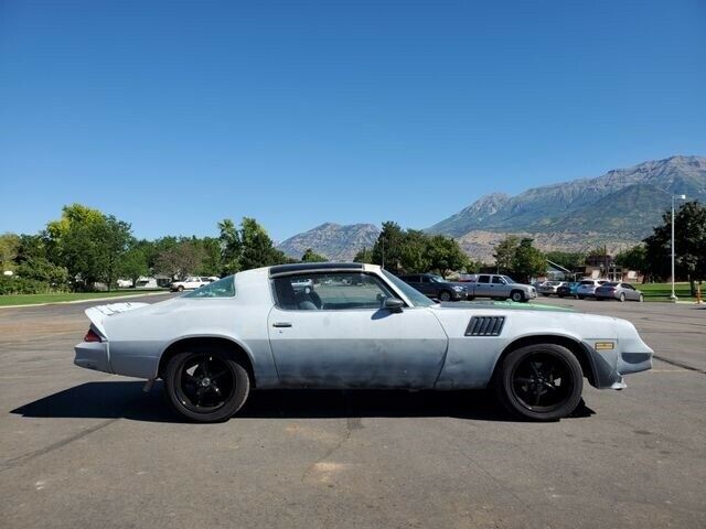 Chevrolet Camaro 1979 image number 19