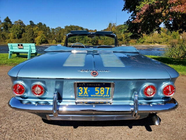 Chevrolet Corvair 1963 image number 8