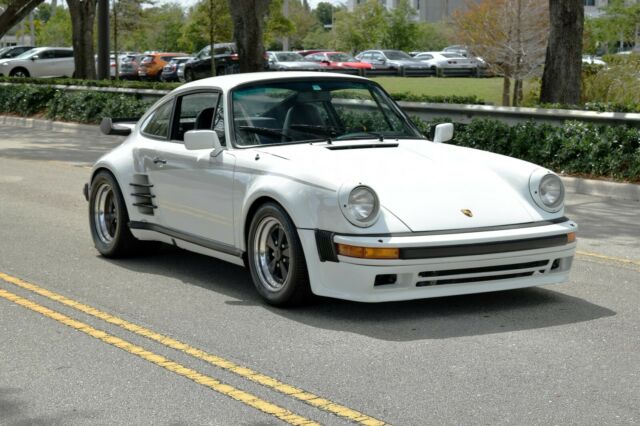 Porsche 930 1976 image number 4