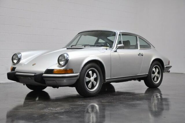 Porsche 911 1973 image number 28