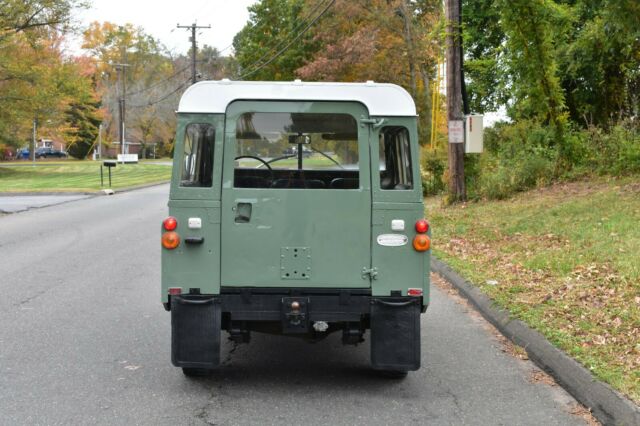 Land Rover 88 Series IIA 1971 image number 27