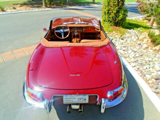 Jaguar XKE 1964 image number 33