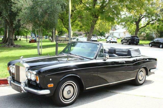 Rolls-Royce Corniche 1971 image number 1