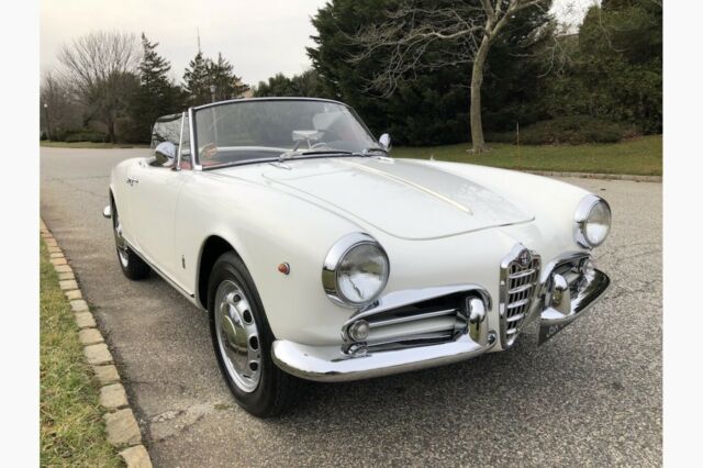 Alfa Romeo Giulietta 1960 image number 24