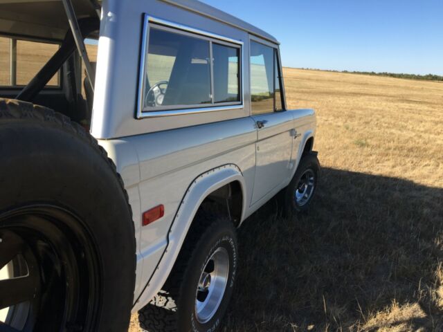 Ford Bronco 1971 image number 44