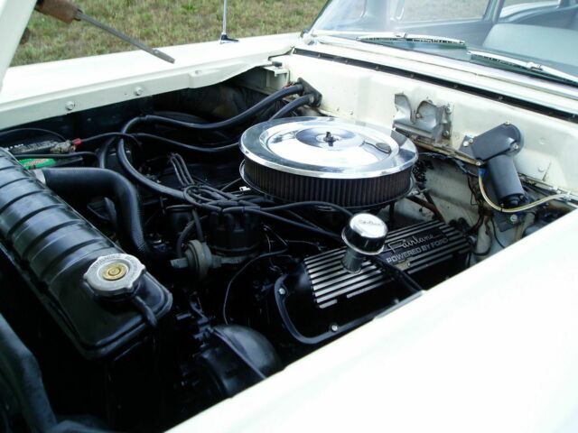 Ford Galaxie 1959 image number 2