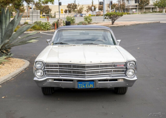 Ford Galaxie 1967 image number 31