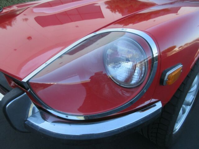 Datsun Z-Series 1971 image number 2