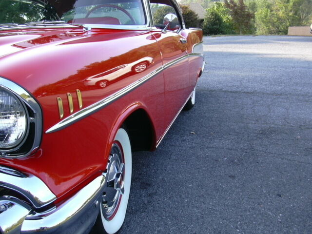 Chevrolet Bel Air/150/210 1957 image number 27