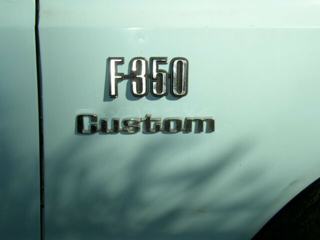 Ford F-350 1973 image number 8