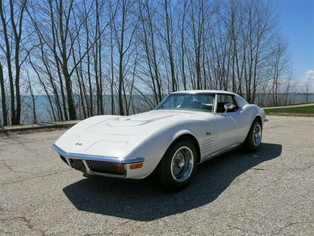 Chevrolet Corvette 1972 image number 1