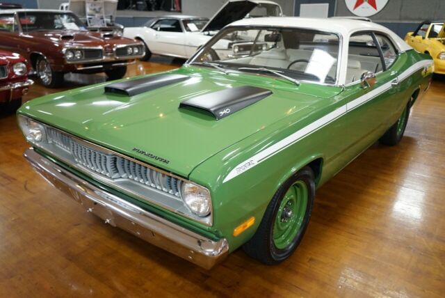 Plymouth Duster 1972 image number 1